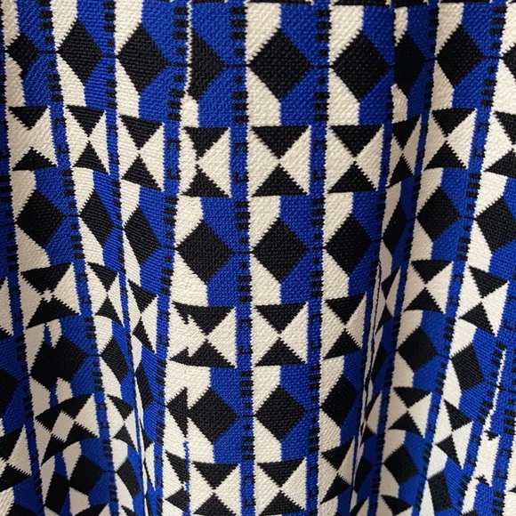 BCBG Printed A-line dress - Picture 2 of 8